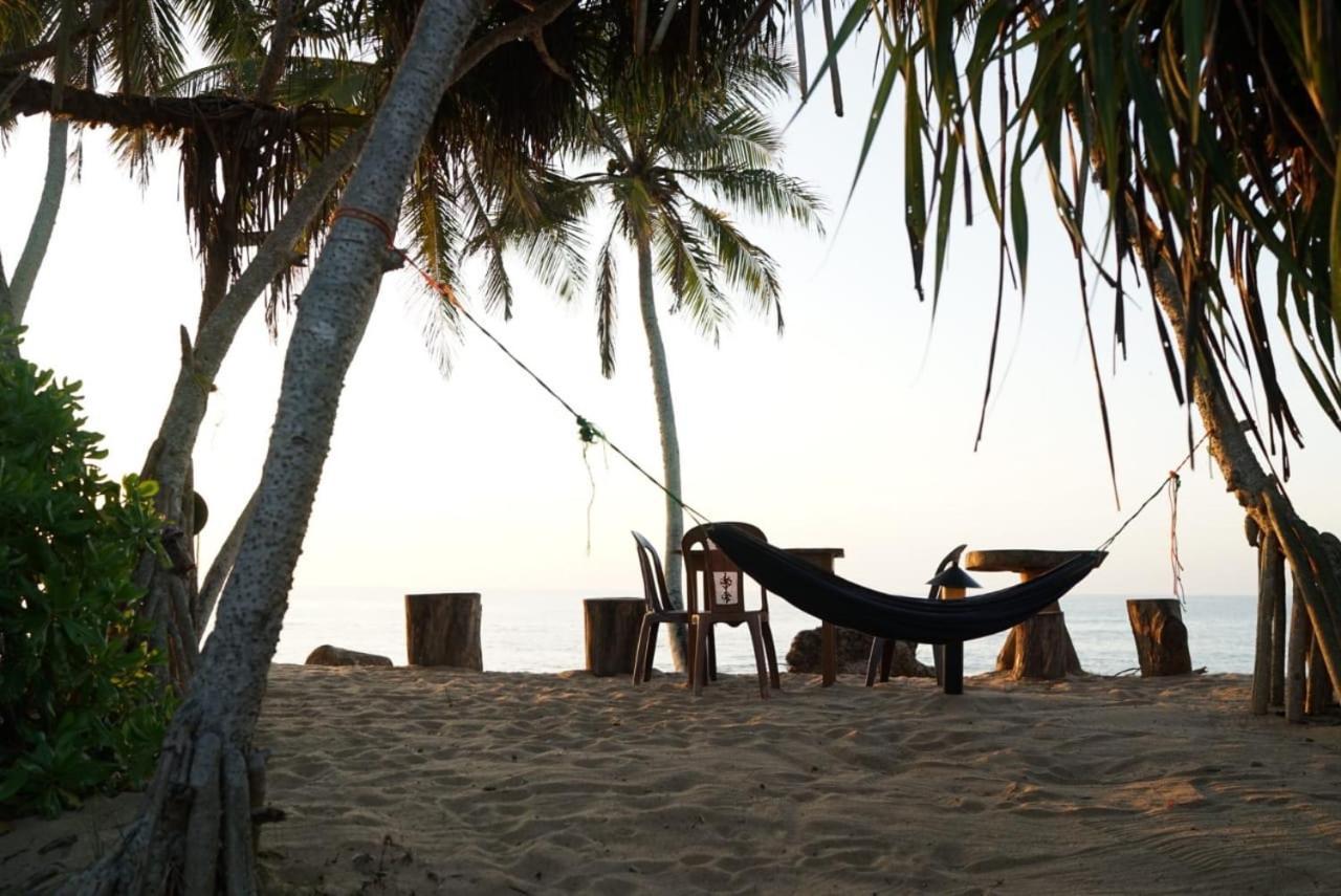 Aloha Beach Resort 탕갈레 외부 사진